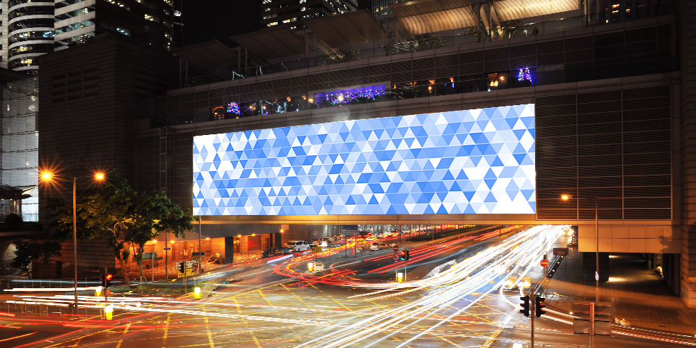 Реклама на билбордах не работает. Почему и что делать